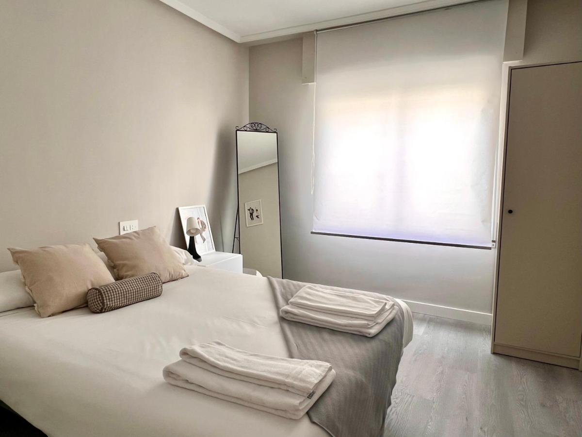 Housing Leon La Paloma Apartment Екстериор снимка